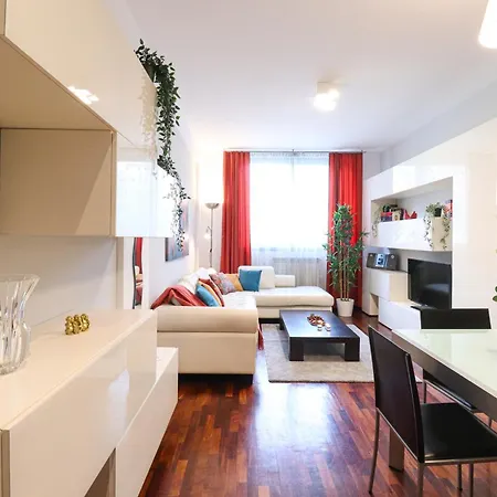 Margot - Quiet And Elegant With Free Parking 아파트 로마